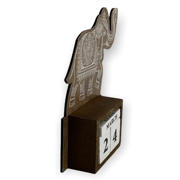 Elephant Perpetual Calendar Wood Blocks Brown White Black - Picture 5 of 11